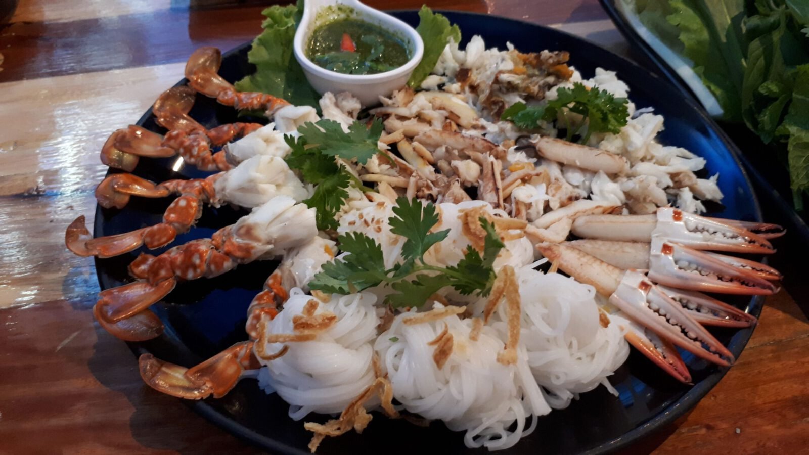 บ้านเมี่ยงปู by ส้มตำกาแฟ