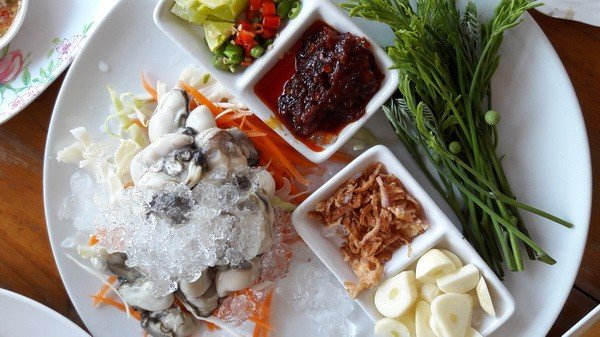 ครัวคุณต้อย เขาตะเกียบ