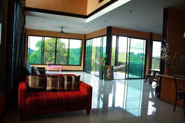 บ้านพักเขาใหญ่ ไฮด์อะเวย์