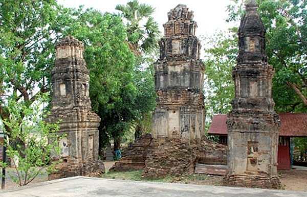 ปราสาทเมืองที