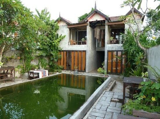 โรงแรมช่อฟ้าแกลเลอรี (Sofa Gallery Hotel)