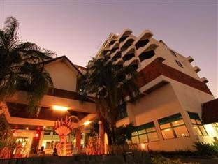 โรงแรมอัศวรรณ (Asawann Hotel)
