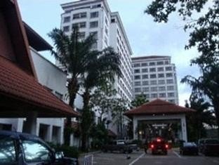โรงแรมเคพาร์คแกรนด์ (K Park Grand Hotel)