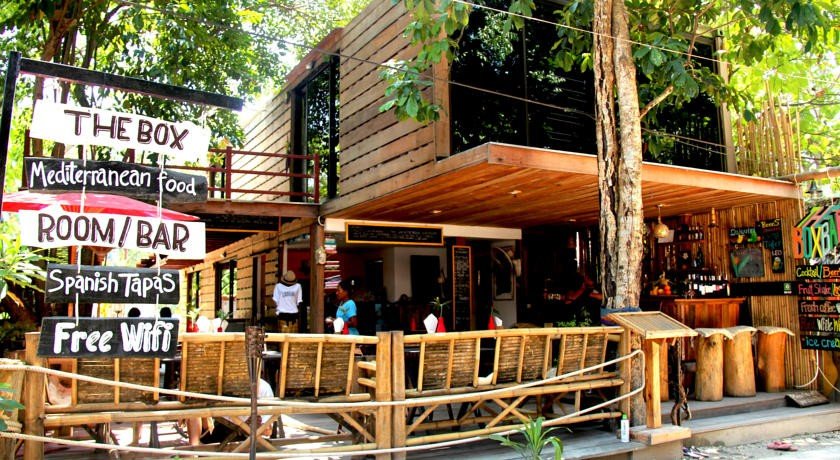 เดอะ บอล์ค หลีเป๊ะ รีสอร์ท (THE BOX – Lipe Resort)