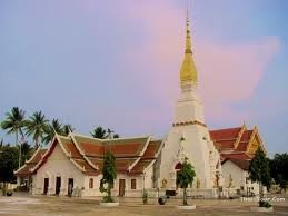 พระธาตุเชิงชุม