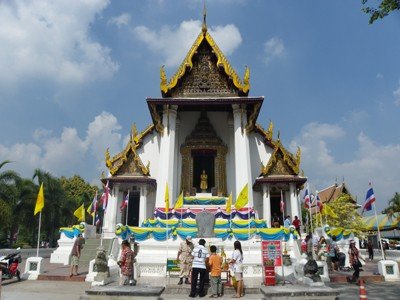 วัดหน้าพระเมรุ
