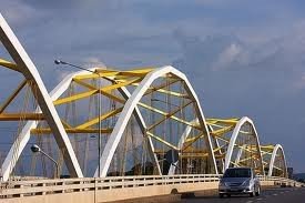 สะพานเดชาติวงศ์