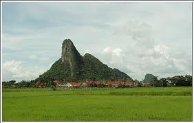 เขาอกทะลุ
