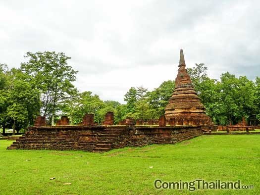 วัดพระธาตุ